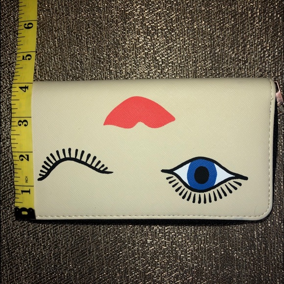 NWT T designed with❤️in Denmark zipper wallet - Picture 4 of 7